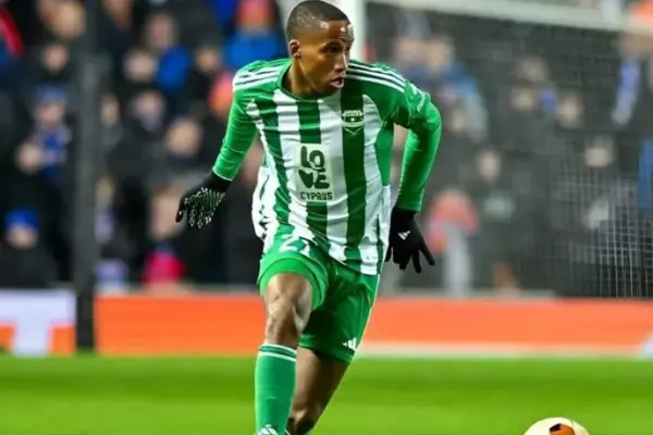 Aris Limassol winger Mihlali Mayambela set to join Kaizer Chiefs