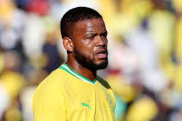 South African giants Orlando Pirates successfully secure signing of Sekhukhune midfielder Sifiso Mbule