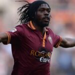 Barcelona: Song Reunites with His Teammates