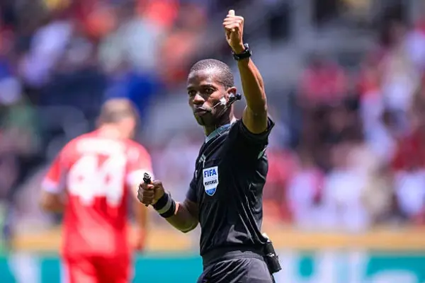 Bayern Munich crush Auckland City as Senegalese referee Issa Sy enjoys quiet Club World Cup debut