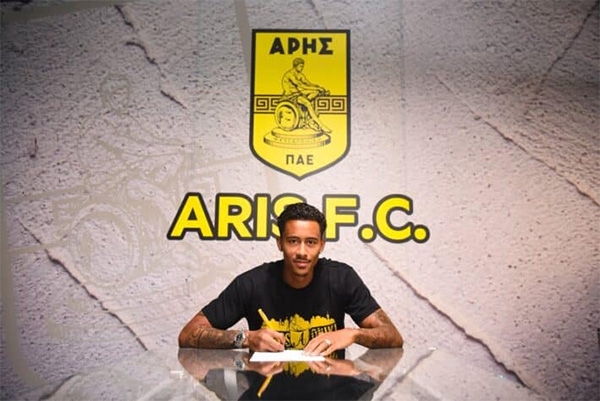  Senegalese right back Noah Fadiga signs three year deal with Aris Thessaloniki  Senegalese right back Noah Fadiga signs three year deal with Aris Thessaloniki    Senegalese right back Noah Fadiga signs three year deal with Aris Thessaloniki   AfricaSoccercom