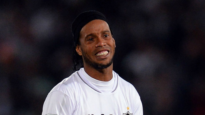 Ronaldinho Nvo Loo 710x399 1