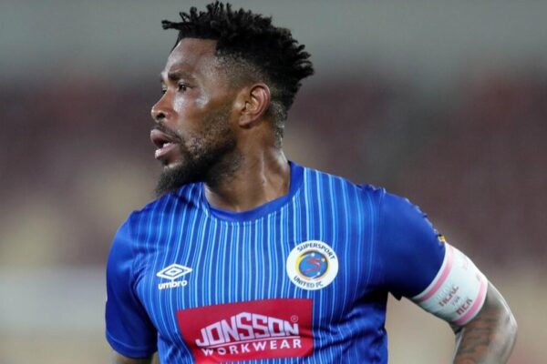 South African top-flight side Durban City closing in on experienced defender Thulani Hlatshwayo