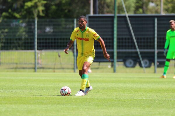 Qatari club Al-Duhail SC pushing to sign Cameroonian defender Jean-Charles Castelletto