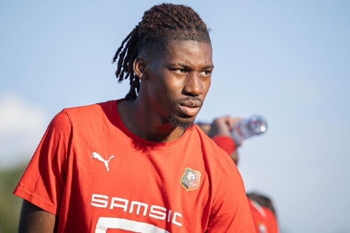 Cameroonian defender Christopher Wooh set for shock Premier League move to Wolverhampton