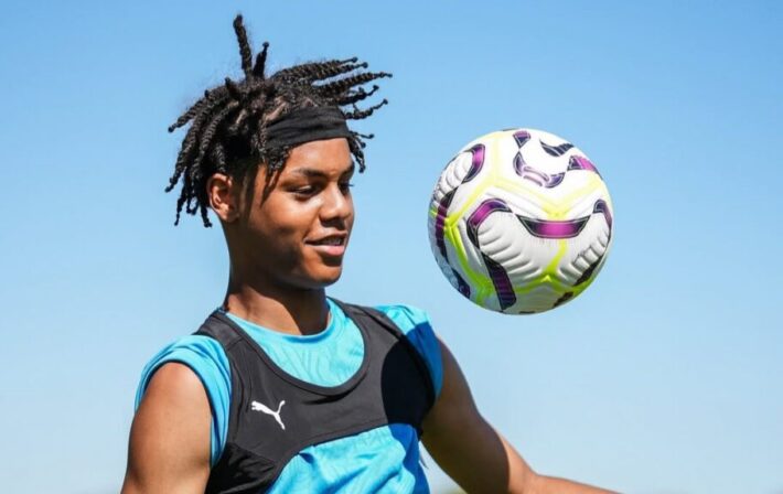 Franco Cameroonian midfielder Tyrese Noubissie leaves Manchester City for Strasbourg Franco Cameroonian midfielder Tyrese Noubissie leaves Manchester City for Strasbourg   Franco Cameroonian midfielder Tyrese Noubissie leaves Manchester City for Strasbourg   AfricaSoccercom