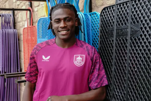 Winger Loum Tchaouna proud after joining ‘special club’ Burnley