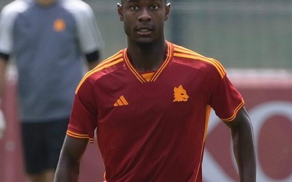 Olympique de Marseille intensify pursuit of Ivorian defender Evan Ndicka amid interest from European rivals