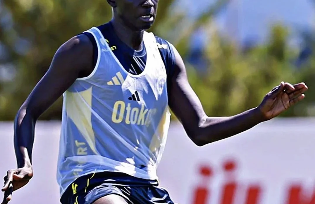  Senegalese midfielder Abdou Aziz Fall links up with Fenerbahçe first team in Portugal after visa delay