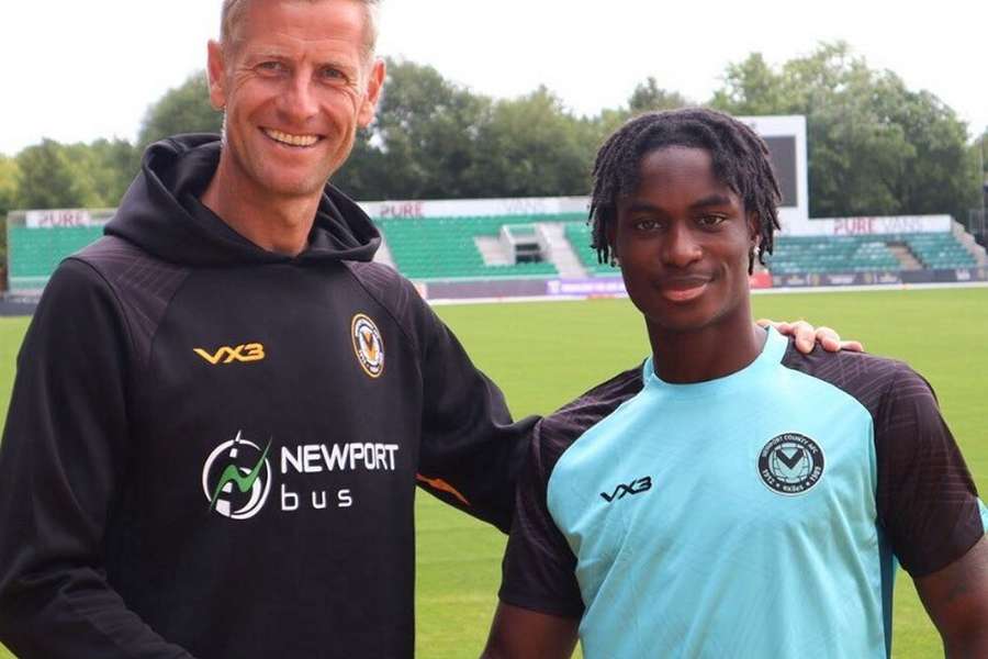  Habeeb Ogunneye   Newport sign English Nigerian defender Habeeb Ogunneye on loan from Man United   AfricaSoccercom