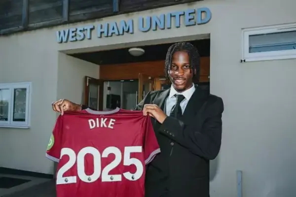 English-Nigerian talent André Dike signs first professional contract with West Ham at 17