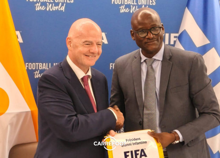 Le Niger Sengage Pour Lavenir Du Football Scolaire Avec La FIFA 768x553 1