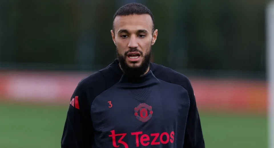 Noussair Mazraoui and Cunha strike up dressing room friendship at Manchester United