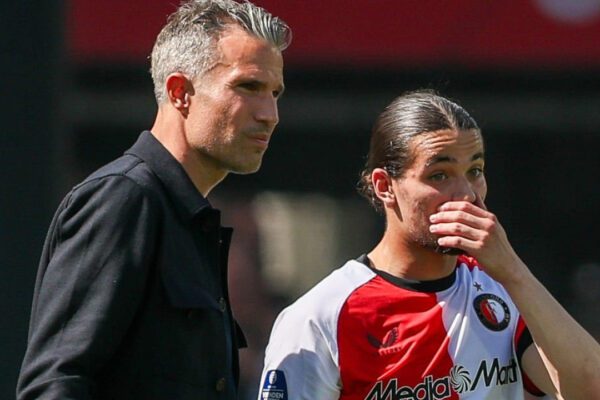 Van Persie blocks Algerian talent Anis Hadj Moussa’s move from Feyenoord to Benfica