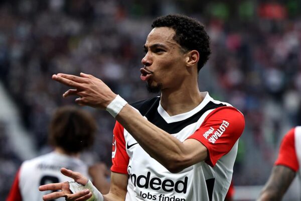 Newcastle United submit official bid for Franco-Cameroonian forward Hugo Ekitike