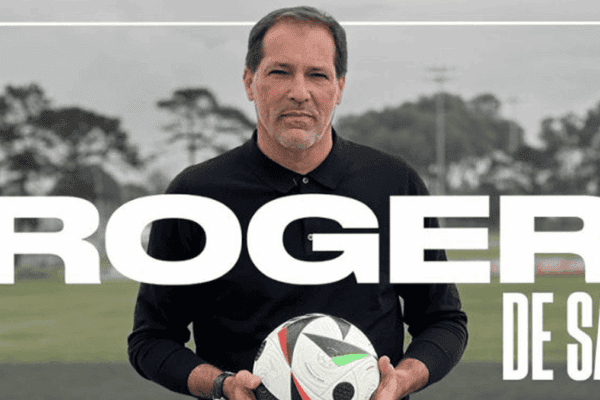 Cape Town Spurs appoint former Orlando Pirates gaffer Roger de Sa as technical director