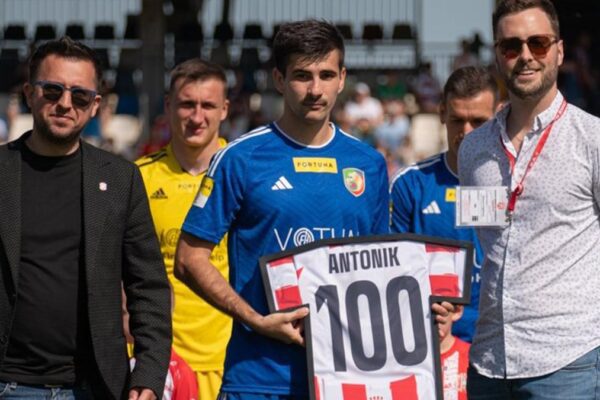 South African outfit Stellenbosch FC set sights on Polish forward Kamil Antonik