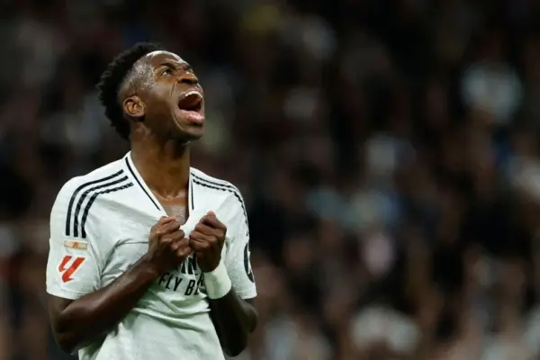 Saudi PIF officials preparing tempting £830m offer for Brazilian-Cameroonian star Vinicius Jnr