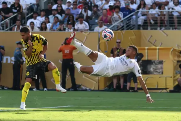 Kylian Mbappé equals French scoring record in Club World Cup thriller