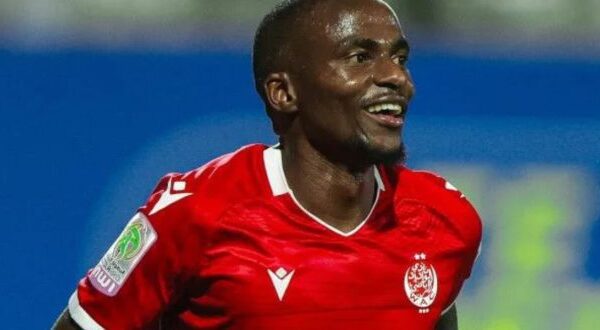 Wydad Athletic Club secures preliminary agreement with Mamelodi Sundowns for South African midfielder Thembinkosi Lorch transfer