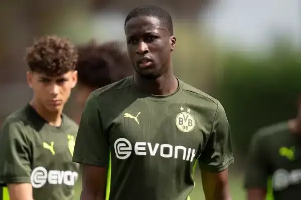 Soumaïla Coulibaly seals long-term move to Strasbourg from Borussia Dortmund