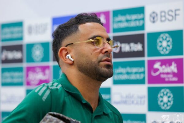  Algerian winger Riyad Mahrez brings his famous Pasta recipe to Al Ahli