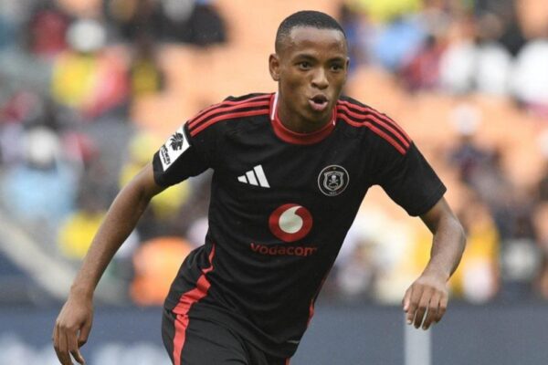 Orlando Pirates coach Abdeslam Ouaddou wants in-demand South African forward Relebohile Mofokeng to stay