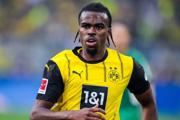 English-Nigerian midfielder Carney Chukwuemeka set for permanent switch to Borussia Dortmund