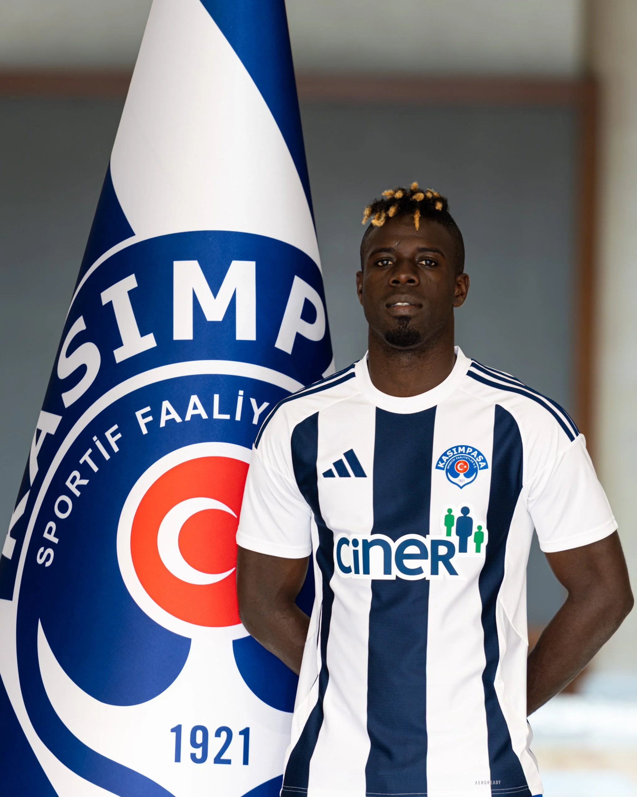 Senegalese forward Pape Habib Gueye joins Kasımpaşa on four-year deal after Aberdeen exit