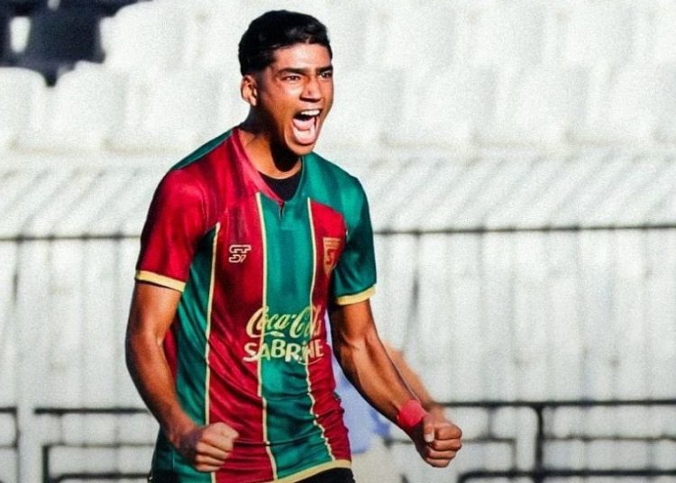 Lille target Tunisian striker Khalil Ayari