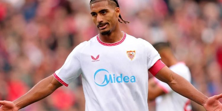 Sevilla and Bayer Leverkusen close to €30m agreement for Franco-Ivorian defender Loïc Badé
