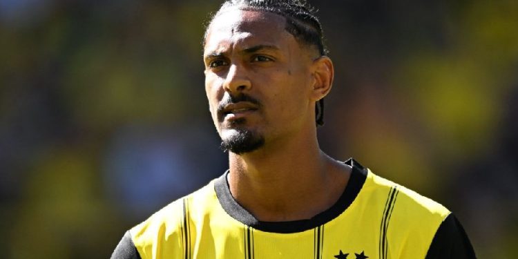 Borussia Dortmund and Ivorian forward Sébastien Haller in deadlock over severance deal