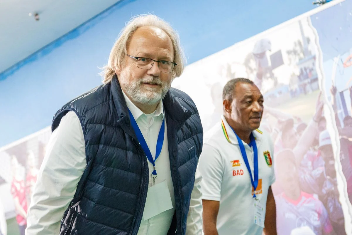 Mali coach Tom Saintfiet eyes Europa League duo for World Cup qualifiers Mali coach Tom Saintfiet eyes Europa League duo for World Cup qualifiers   AFCON 2025 Mali coach Tom Saintfiet unfazed by Senegals quality ahead of quarter final showdown   AfricaSoccercom