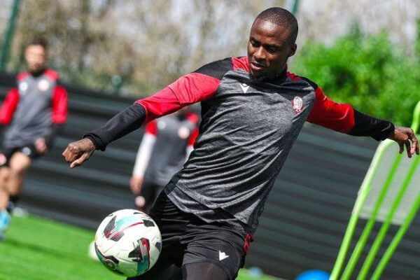 Wydad Athletic Club on the verge of signing South Africa star Thembinkosi Lorch from Mamelodi Sundowns