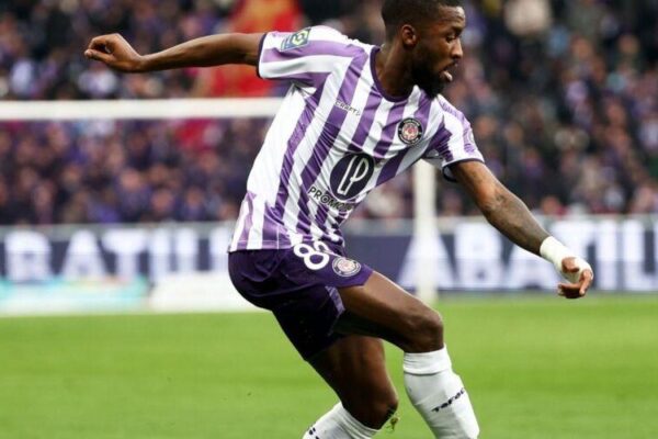  Gabonese international Shavy Babicka set for Red Star Belgrade switch in €4m deal