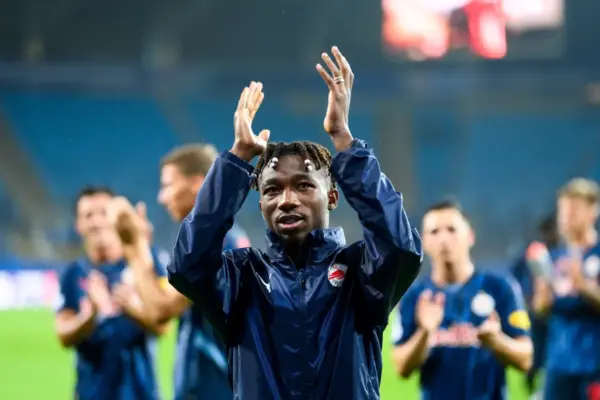 Malian forward Nene Dorgeles agrees shock move to Fenerbahçe