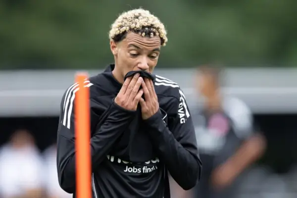 Cameroon coach Marc Brys criticises Hugo Ekitike over France allegiance