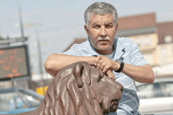 Algerian football mourns the passing of former national team defender Abdellah Medjadi Liégeon