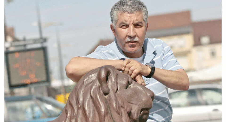 Algerian football mourns the passing of former national team defender Abdellah Medjadi Liégeon