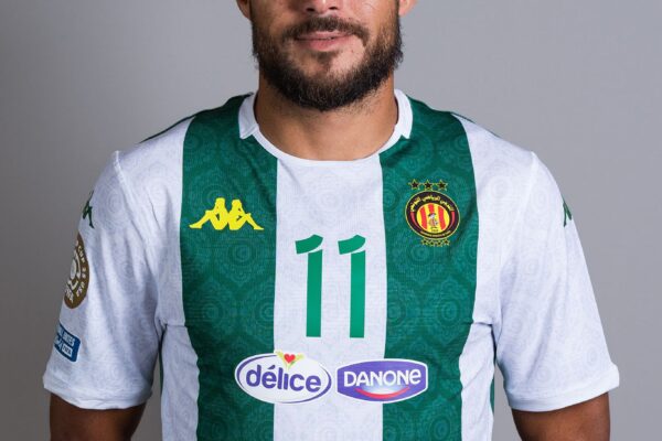 Espérance de Tunis fines Algerian winger Youcef Belaïli for breach of discipline amid contract uncertainty