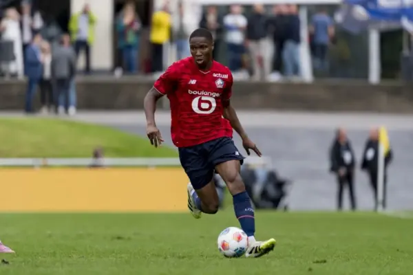 French-Guinean defender Bafodé Diakité joins Bournemouth as Zabarnyi’s replacement