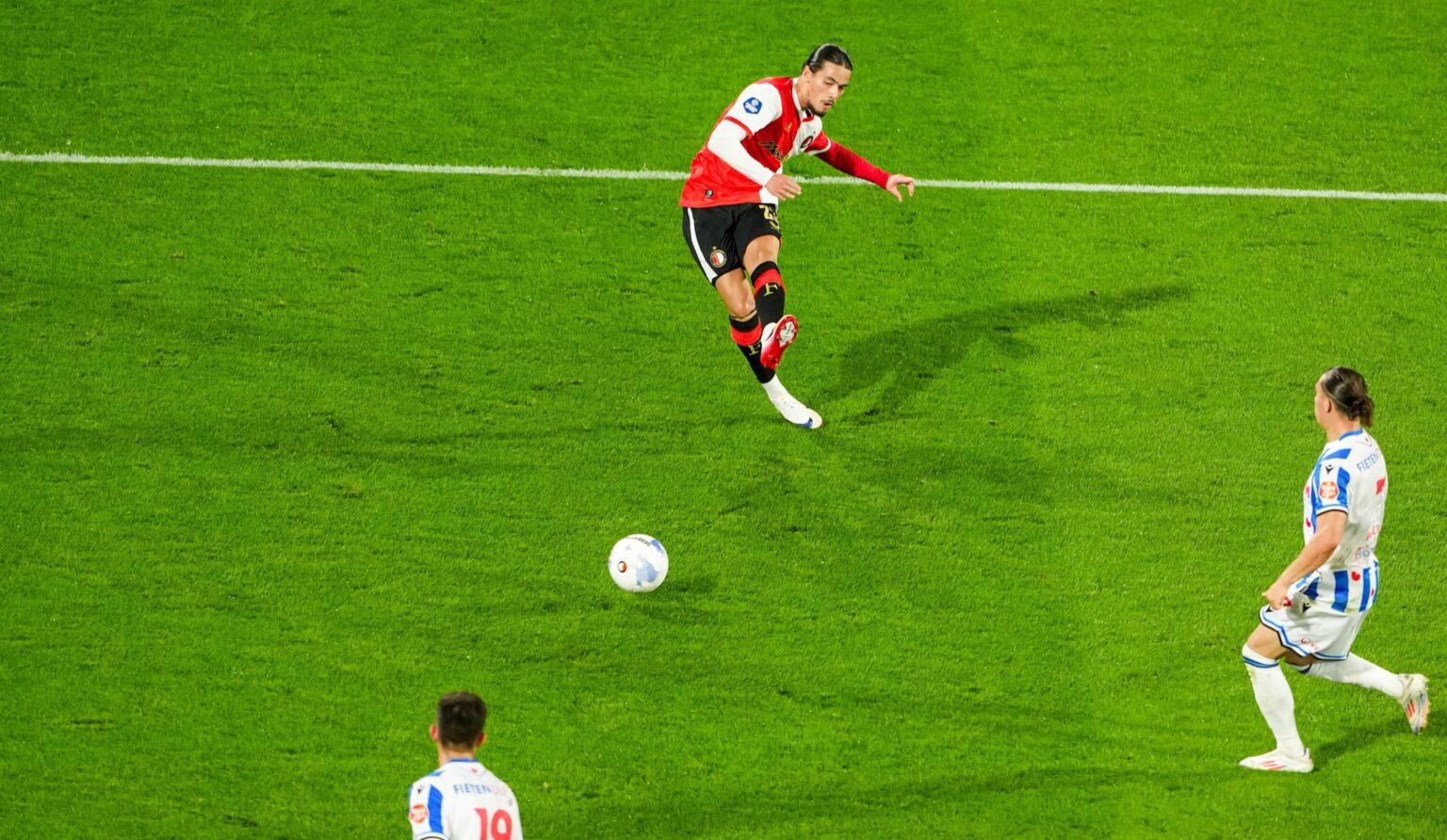 Anis Hadj Moussa marks Feyenoord debut with winner as comparisons to Riyad Mahrez frow