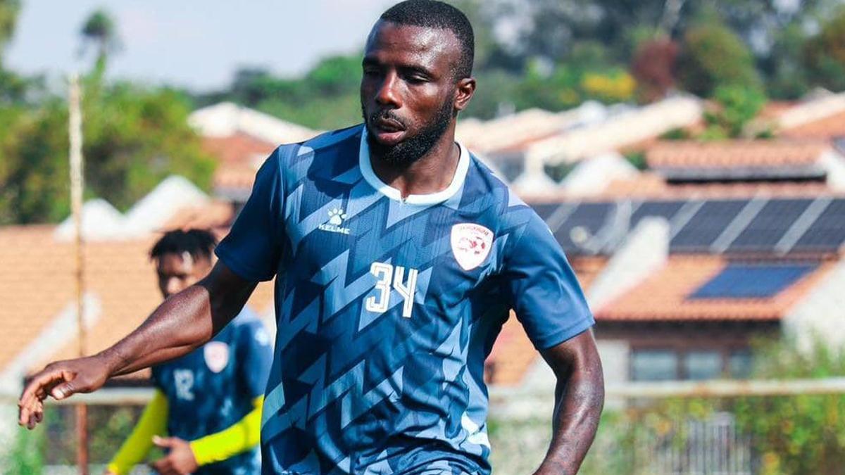 South African outfit FC Siwelele secure signing of Nigerian forward Chibuike Ohizu