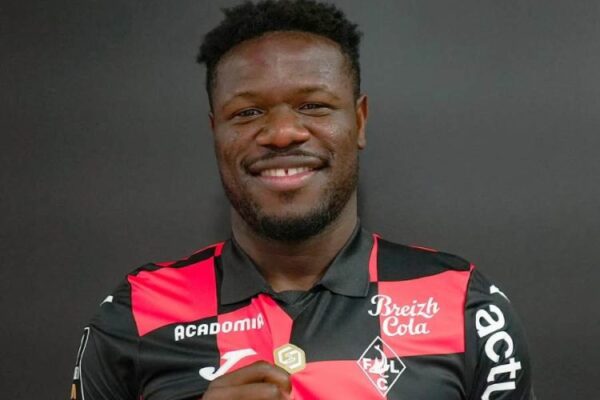 FC Lorient: Olivier Pantaloni praises Beninese international Aiyegun Tosin’s explosive start 