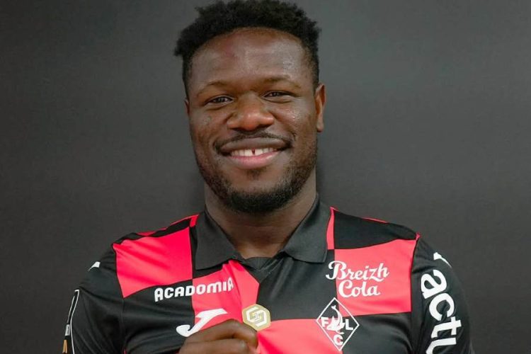 FC Lorient: Olivier Pantaloni praises Beninese international Aiyegun Tosin’s explosive start 