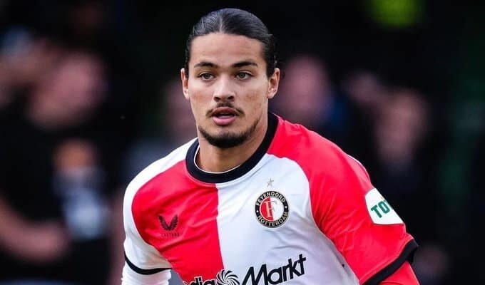 Algerian winger Anis Hadj Moussa handed reduced suspension after red card