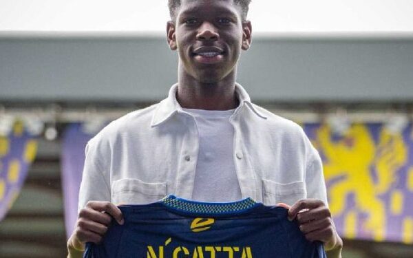 French-Ivorian defender Élie N’Gatta signs first professional contract with FC Sochaux