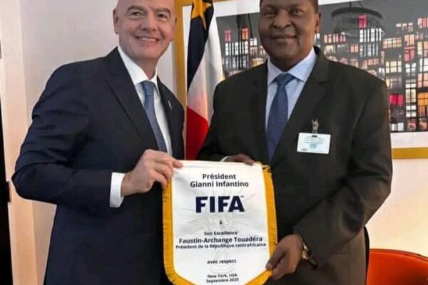 Fruitful meeting between CAR President Touadéra and FIFA President Infantino in New York
