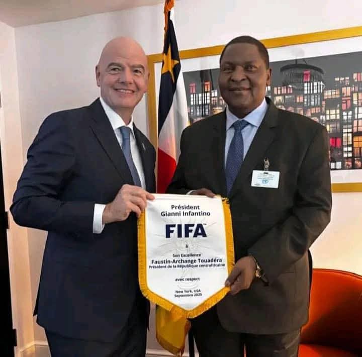 Fruitful meeting between CAR President Touadéra and FIFA President Infantino in New York