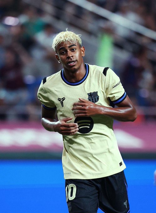 Lamine Yamal injury puts Barcelonas Valencia and Newcastle clashes in doubt Lamine Yamal injury puts Barcelonas Valencia and Newcastle clashes in doubt   Dani Olmo Its crazy to compare Lamine Yamal to Messi   AfricaSoccercom